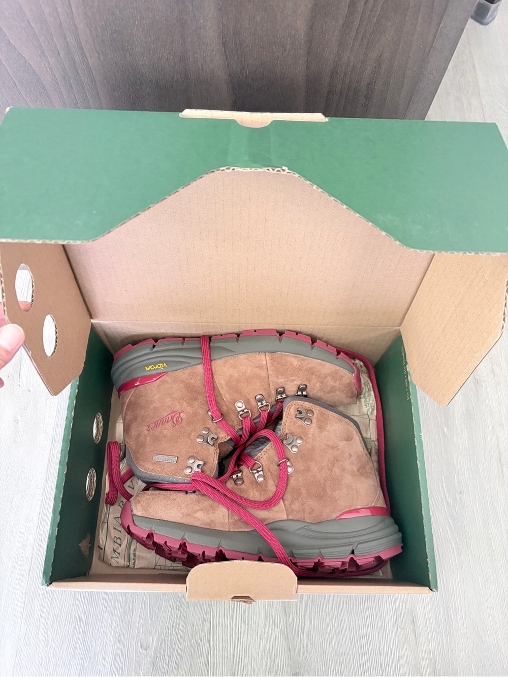 Danner Mountain 600 Hiking Boots - Picture 4 of 6